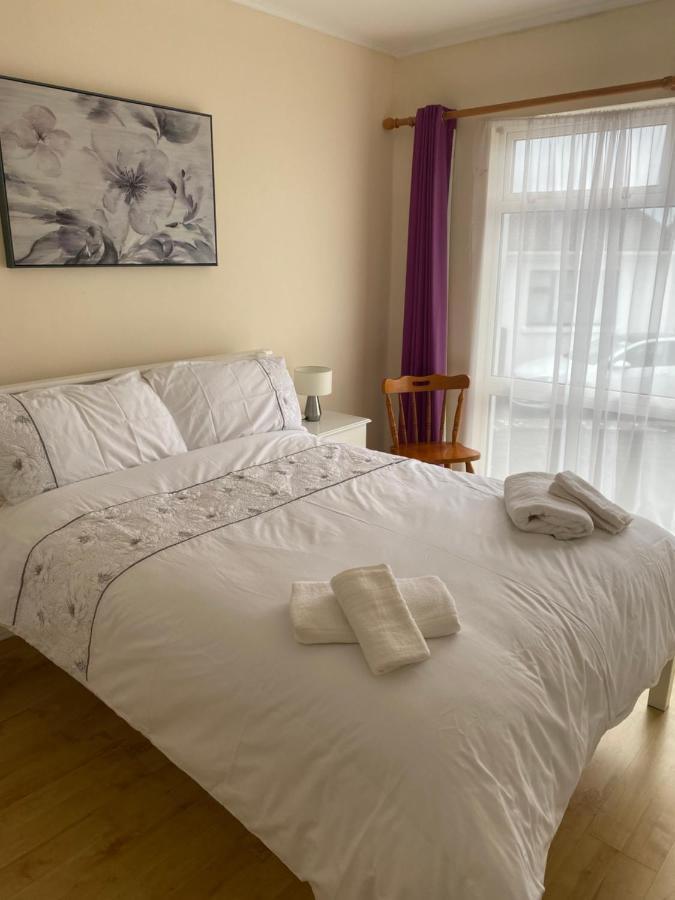 Cozy Seaside Home,3 Minute Walk To Village/Beach اهينتش المظهر الخارجي الصورة